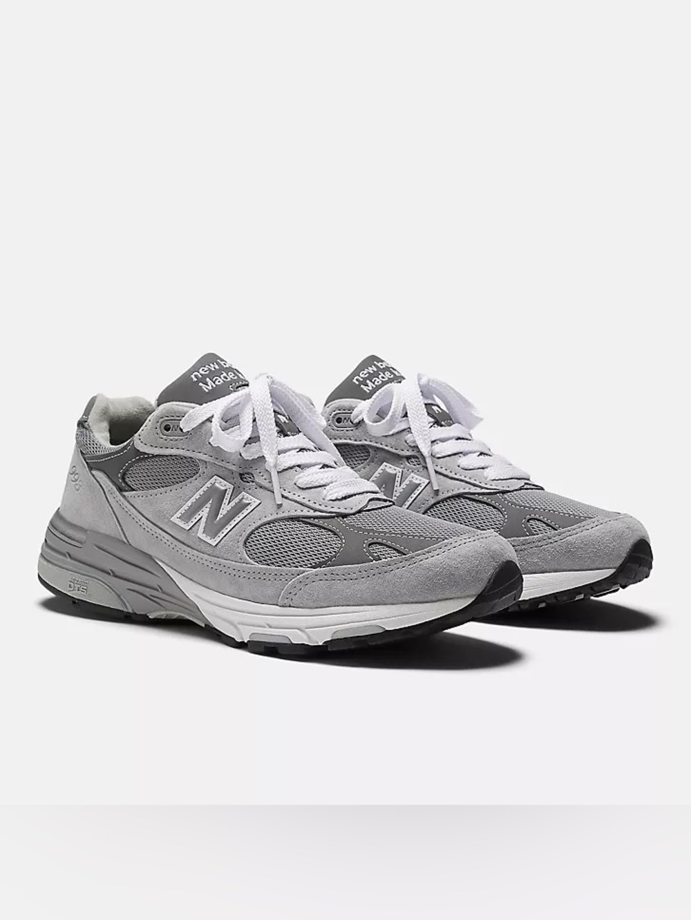 New Balance made in USA 993 Gray Suede sneakers men’s size 10 1/2 2E MR993GL NWT